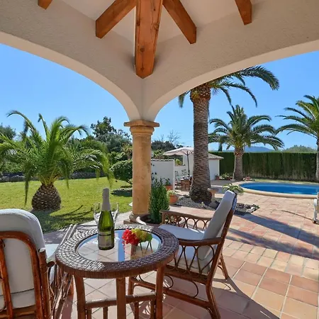 Villa Teglan By Aguilarent